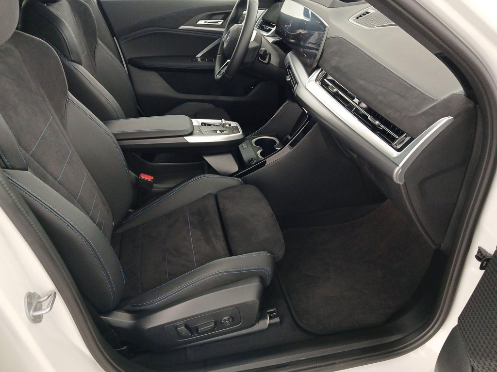 BMW iX2