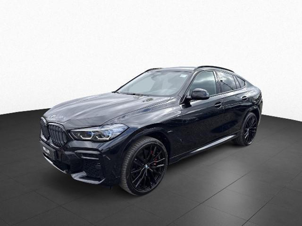 BMW X6 M50i