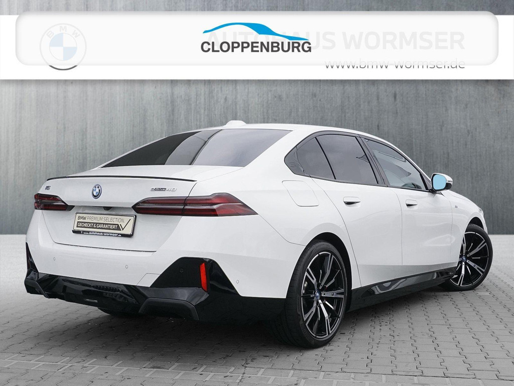 BMW i5