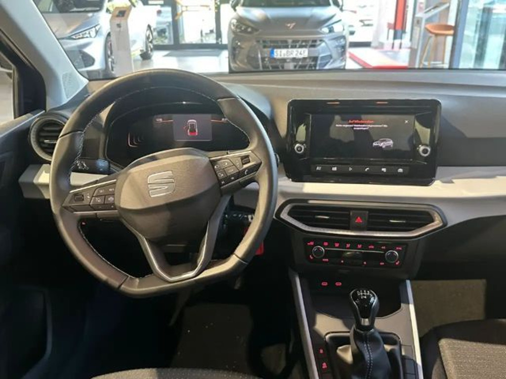 Seat Arona