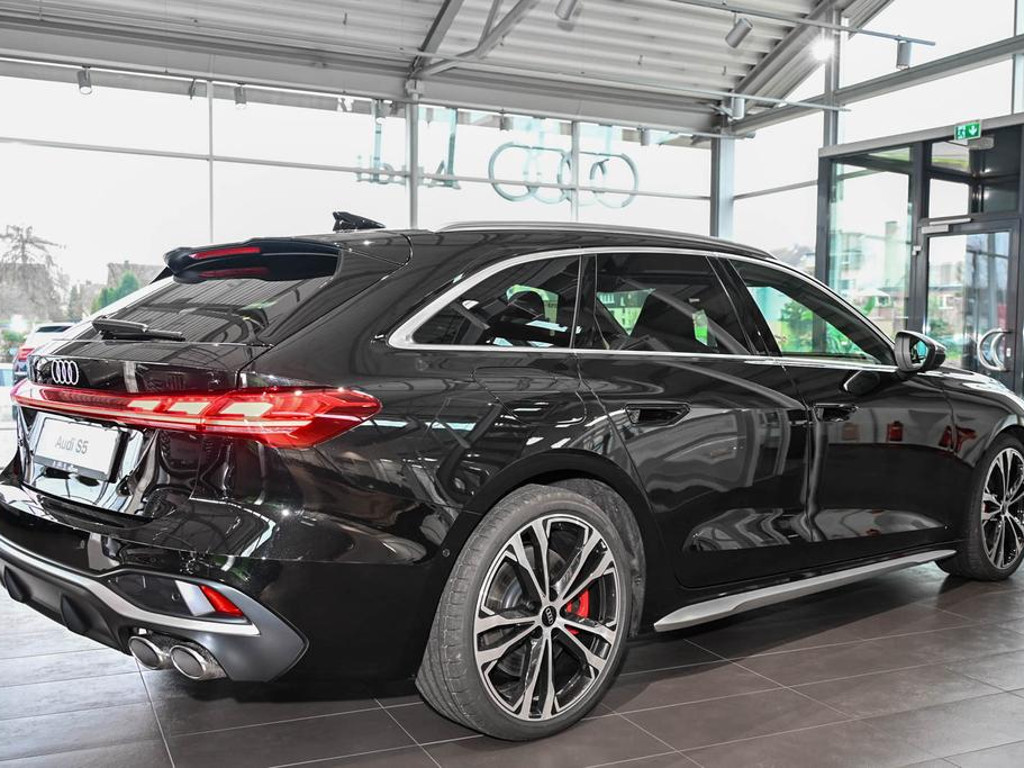 Audi S5