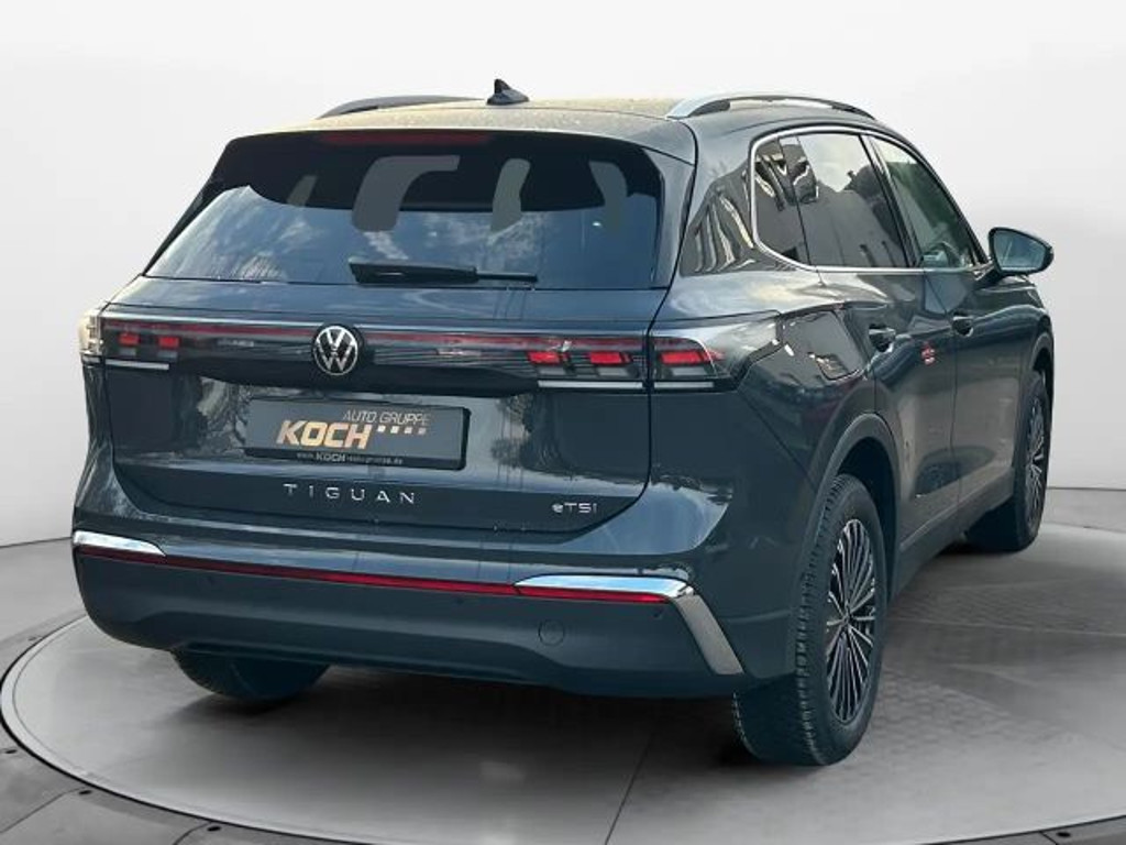 Volkswagen Tiguan DSG 1.5 eTSI Elegance Elegance