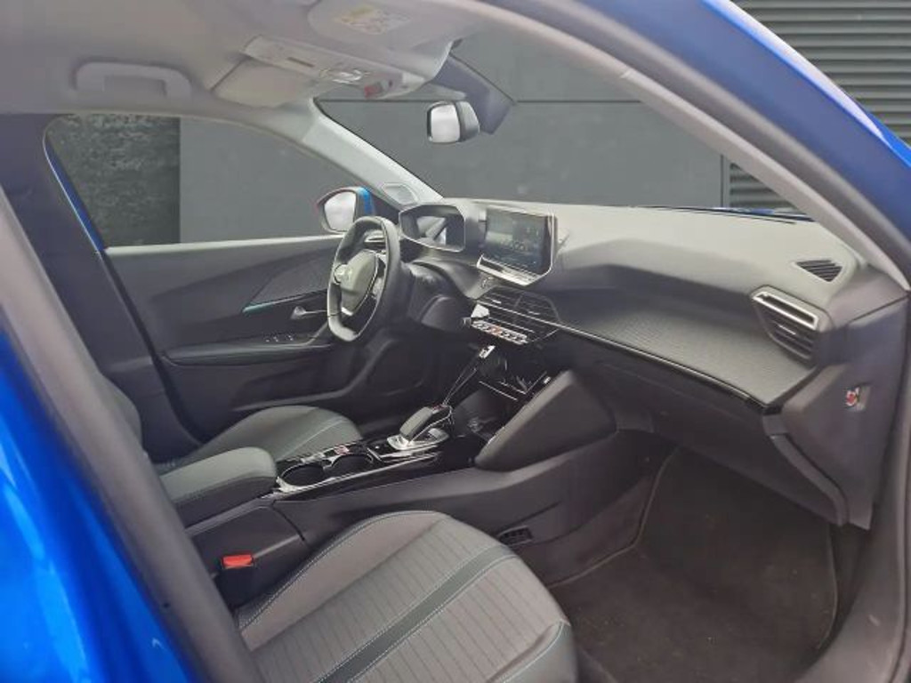 Peugeot e-2008