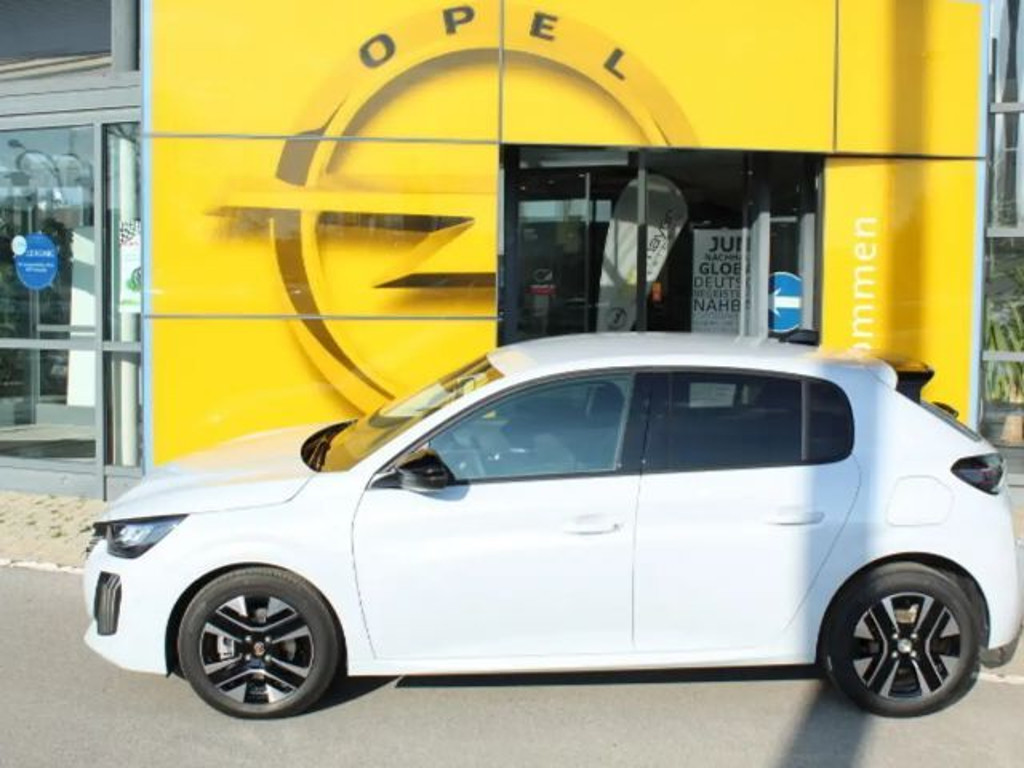 Peugeot e-208