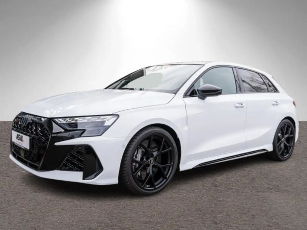Audi RS3 Sedan S-Tronic