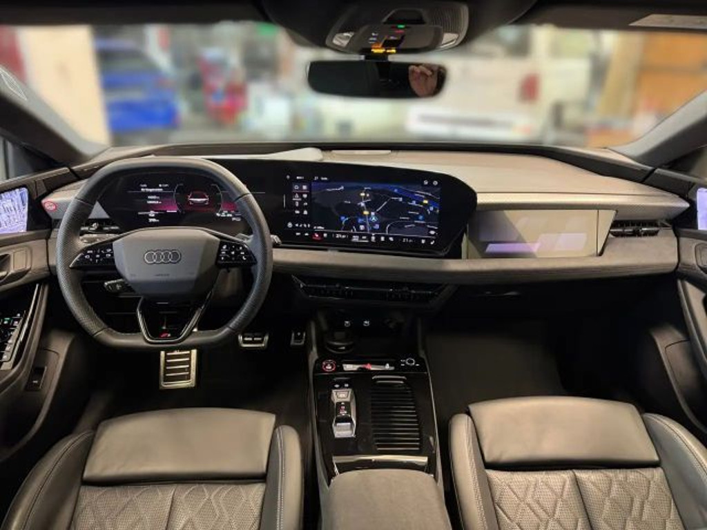 Audi S6 e-tron
