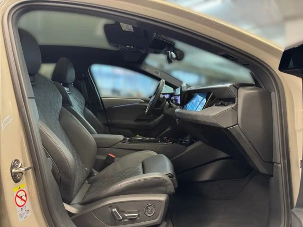 Audi S6 e-tron