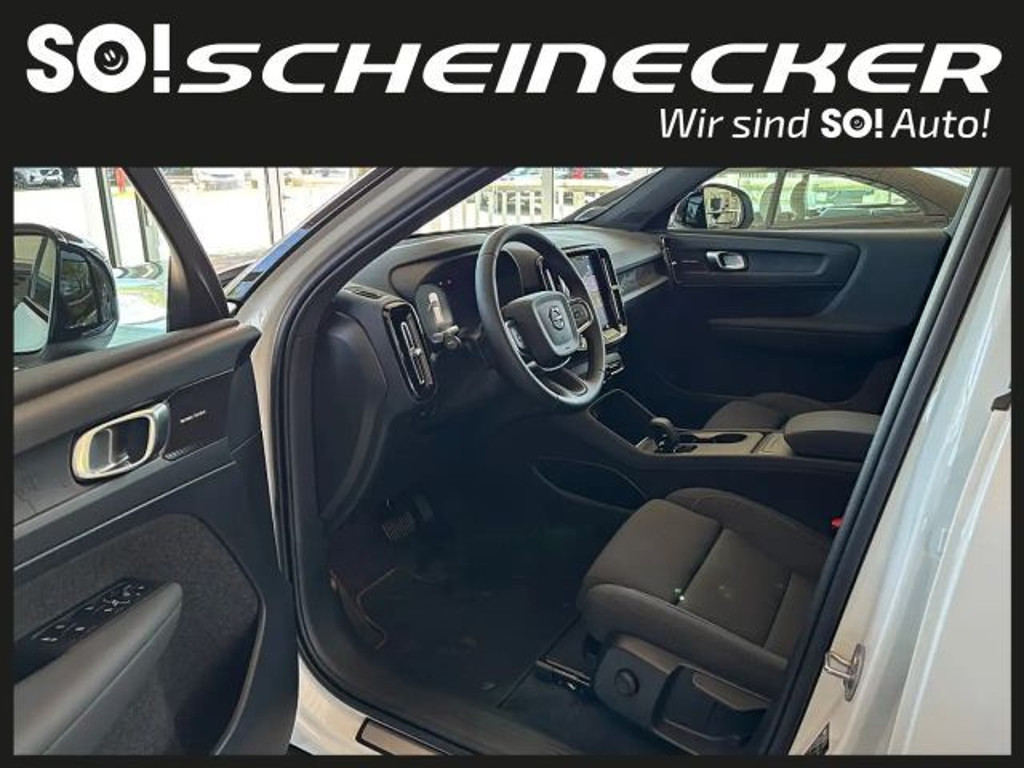 Volvo EX40