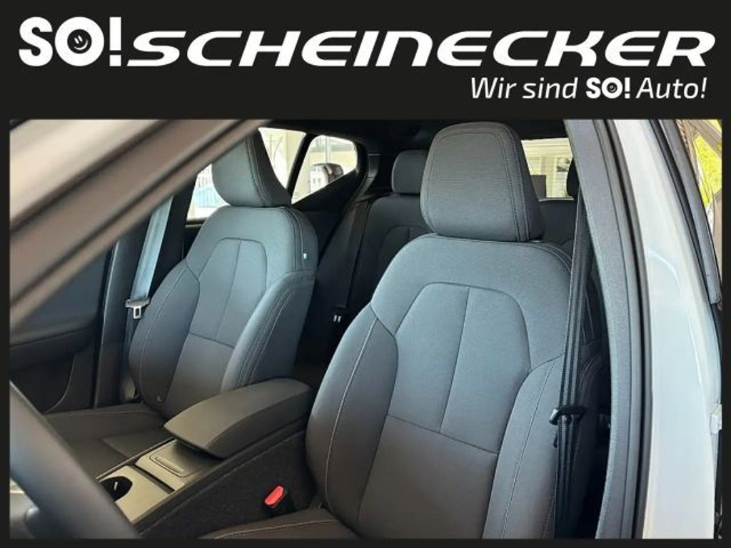 Volvo EX40