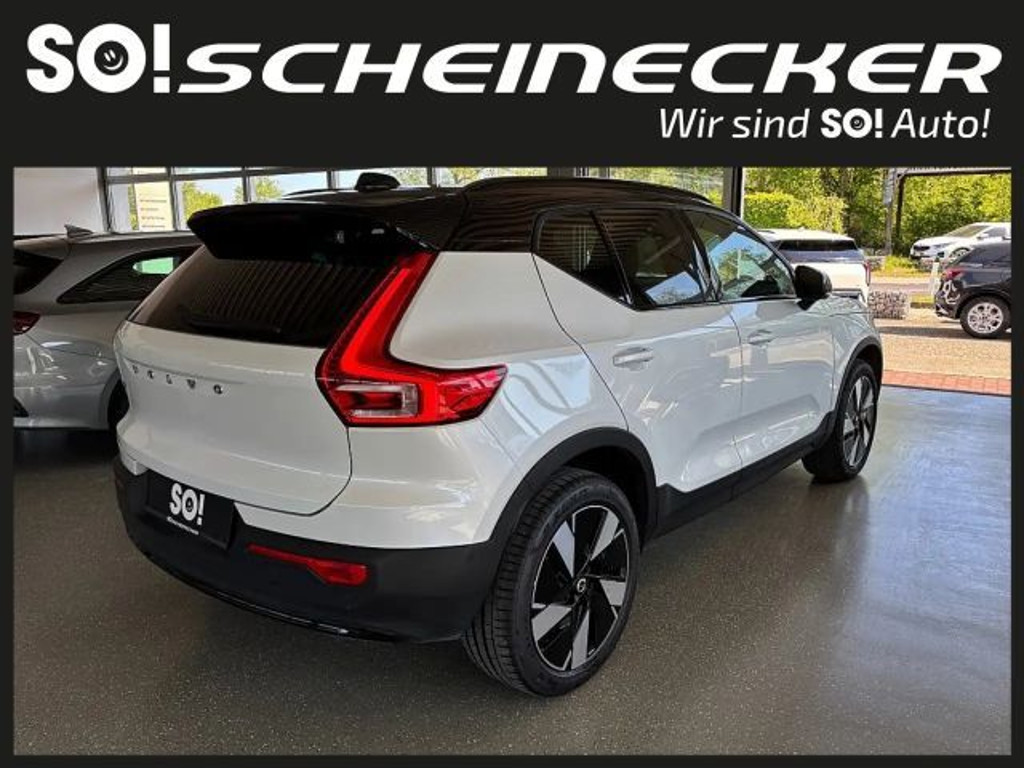 Volvo EX40