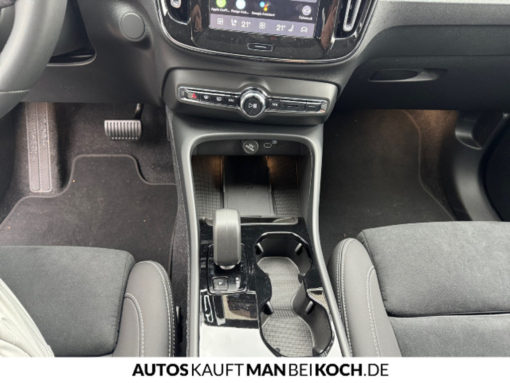 Volvo EX40