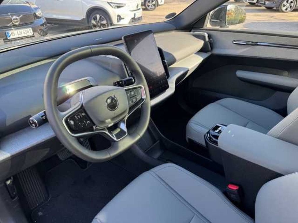 Volvo EX30