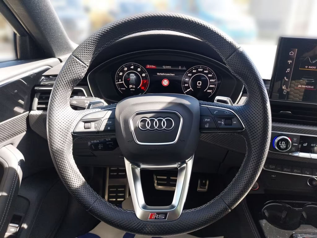 Audi RS4