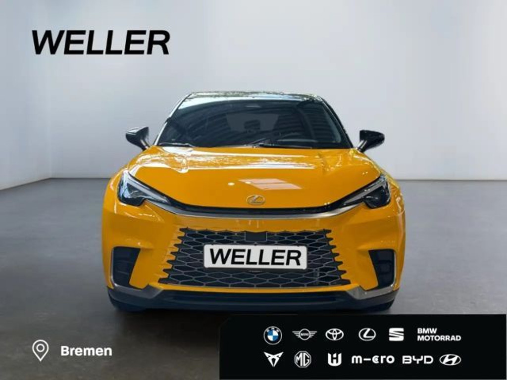 Lexus LBX