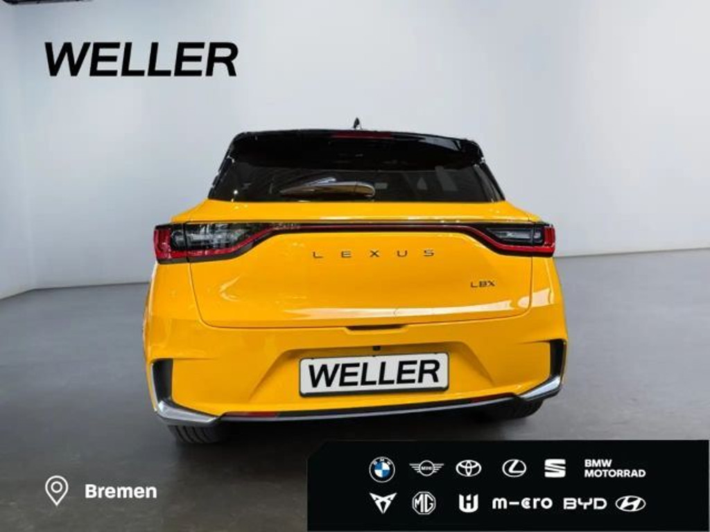 Lexus LBX