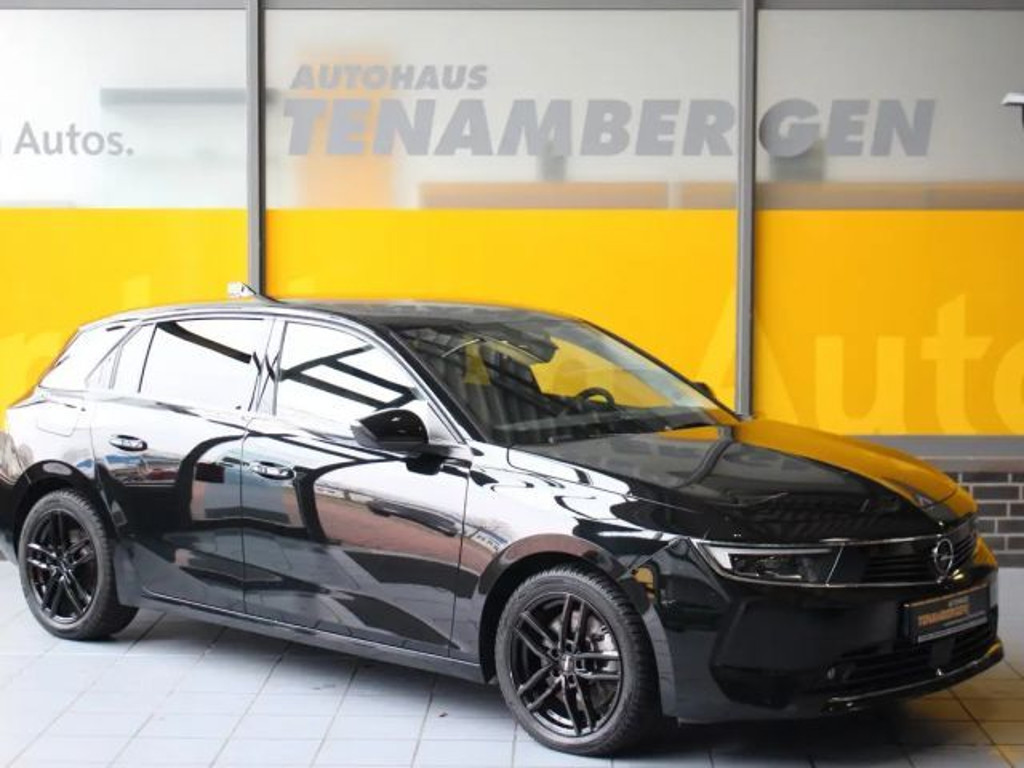 Opel Astra Innovation Hybrid Elegance