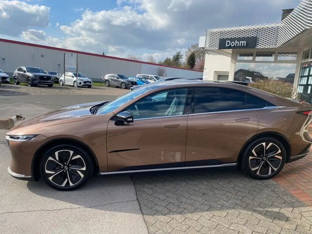 Mazda 6e