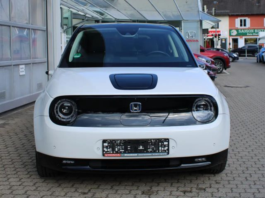 Honda e