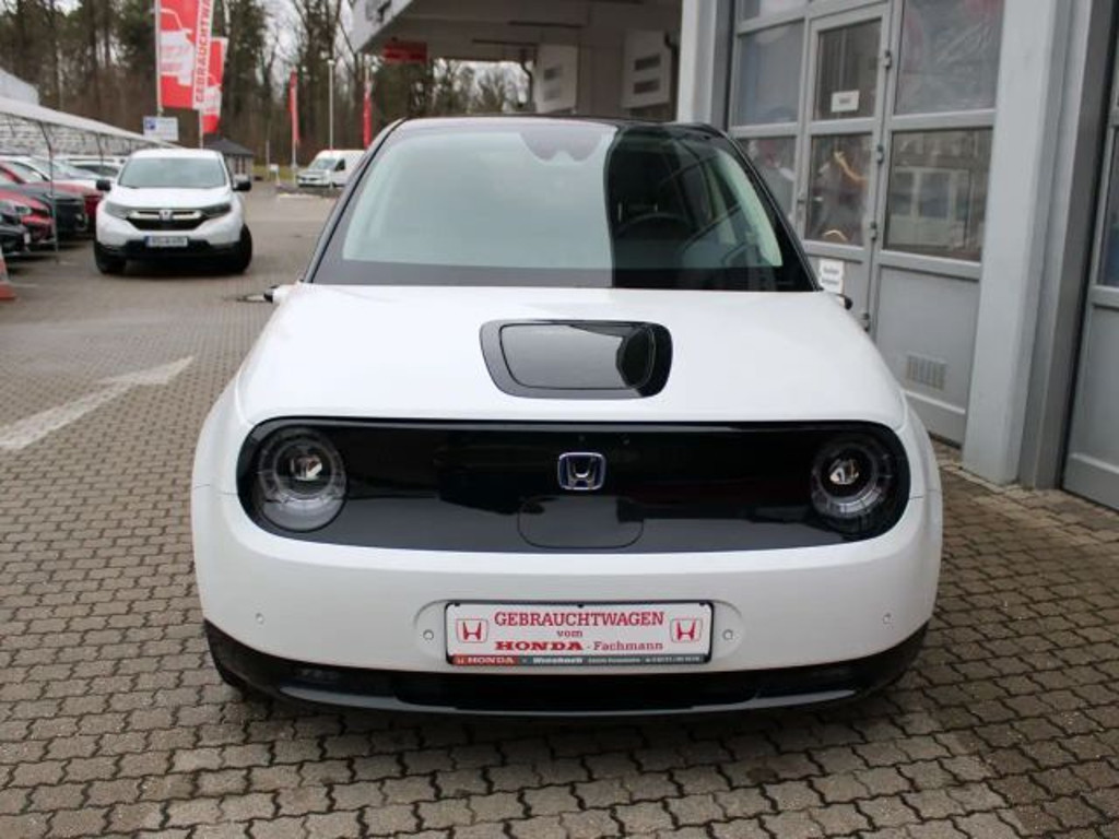 Honda e