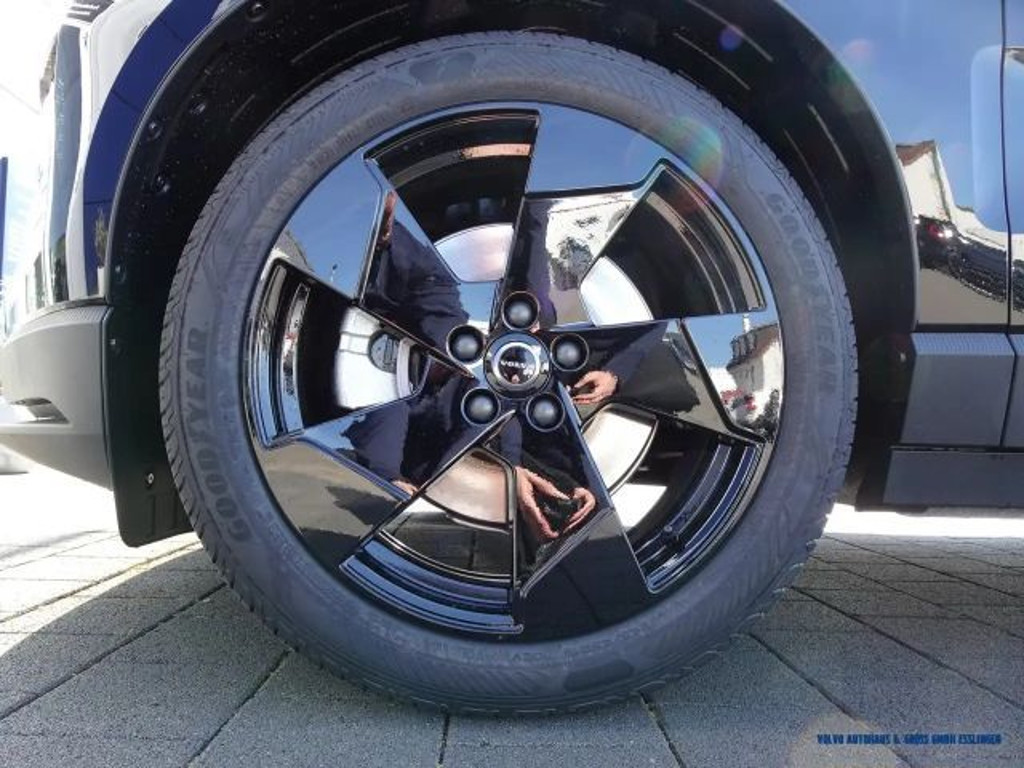 Volvo EX30
