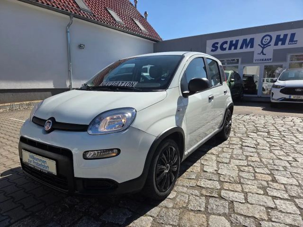 Fiat Panda Base   NAVI Klima Sommer.-u. Winterräder