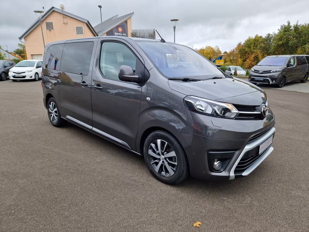 Toyota Proace (Verso)