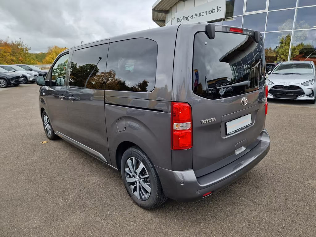 Toyota Proace (Verso)
