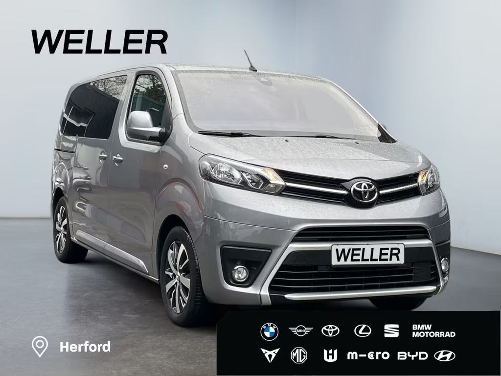 Toyota Proace (Verso) Proace 2,0-l-D-4D Verso Team D *8 Sitzer*Navi*PD