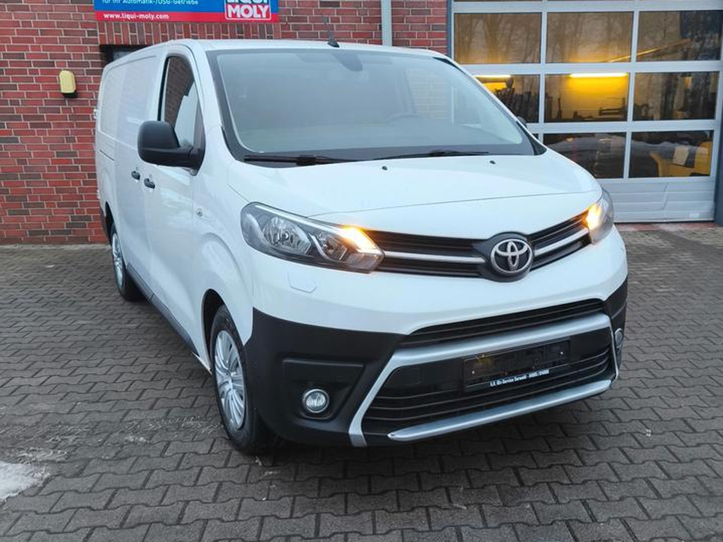Toyota Proace (Verso)