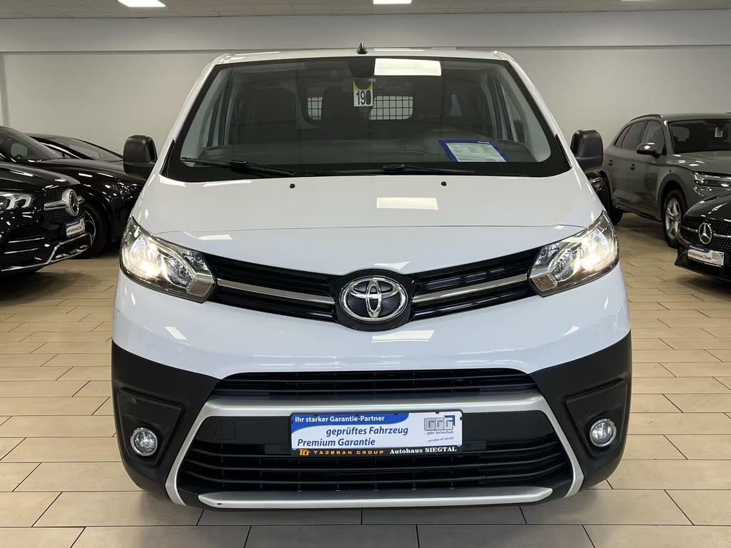 Toyota Proace (Verso)