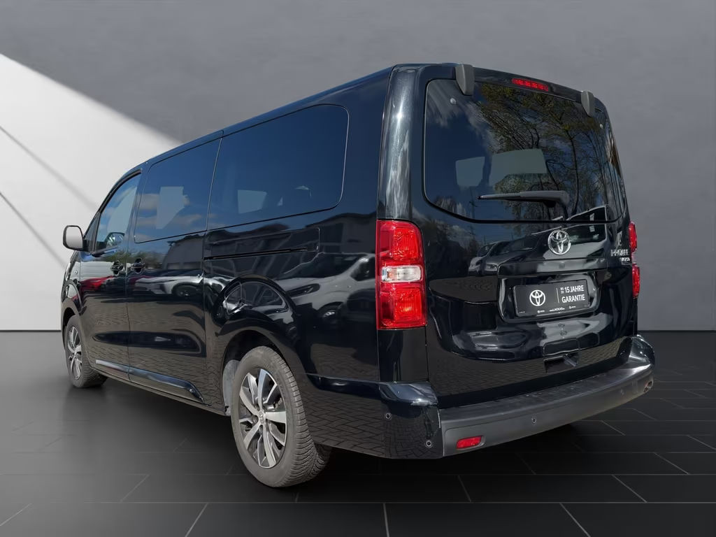 Toyota Proace (Verso)