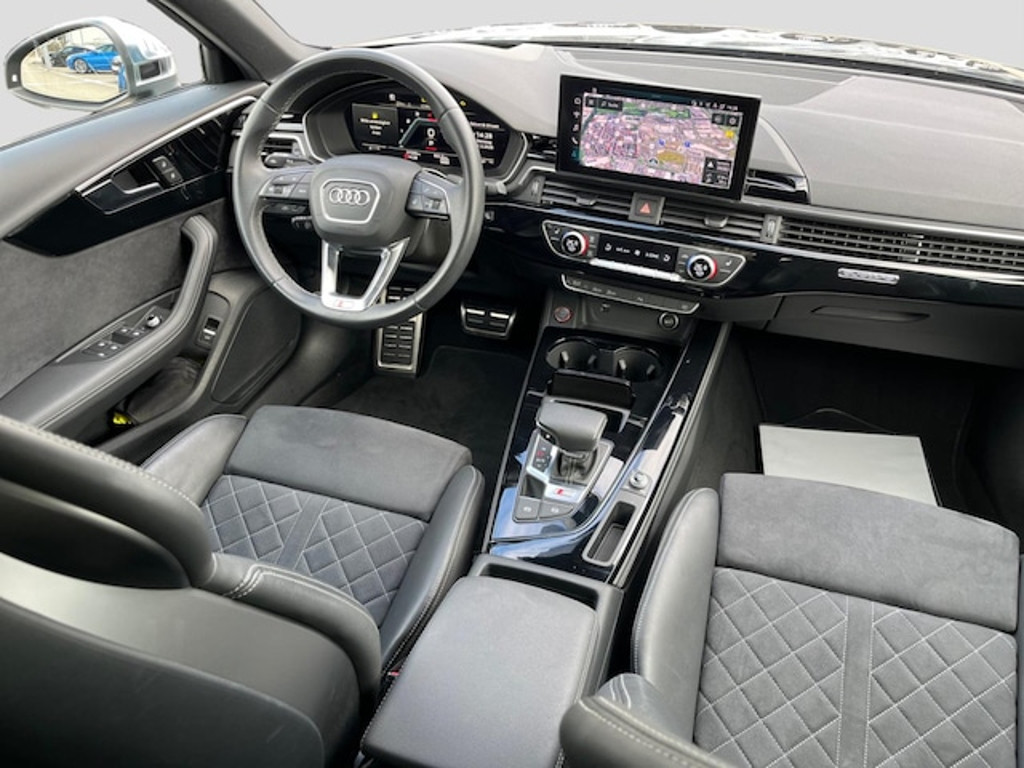 Audi S4