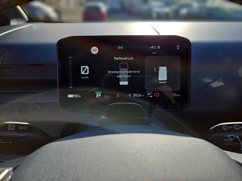 Kia PV5 Passenger