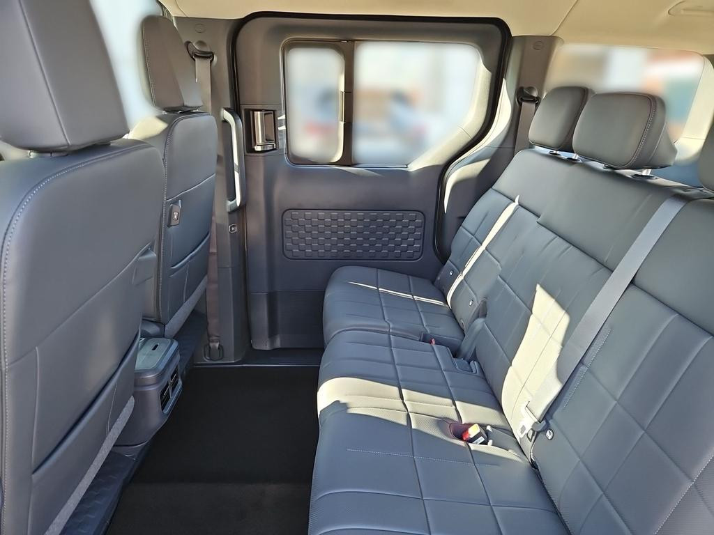 Kia PV5 Passenger