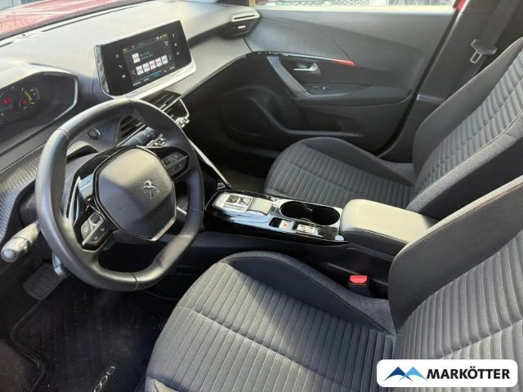 Peugeot e-2008