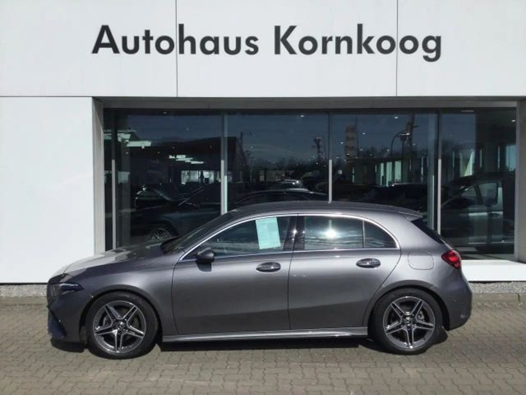 Mercedes-Benz A-Klasse A 200 AMG Line