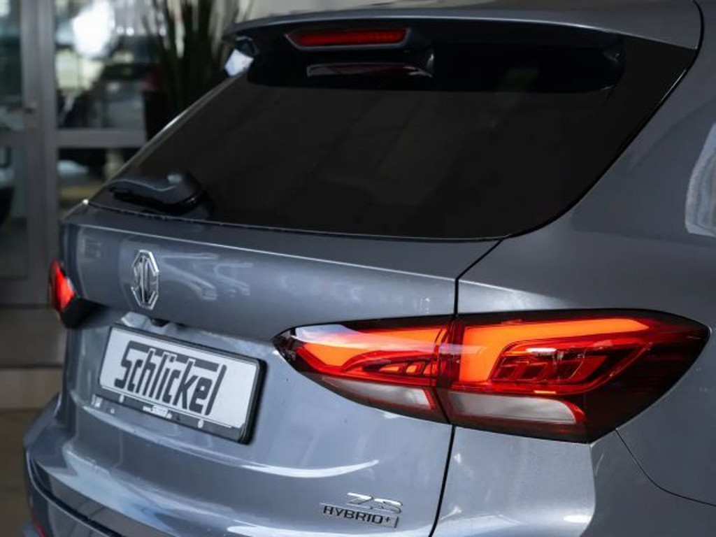 MG ZS