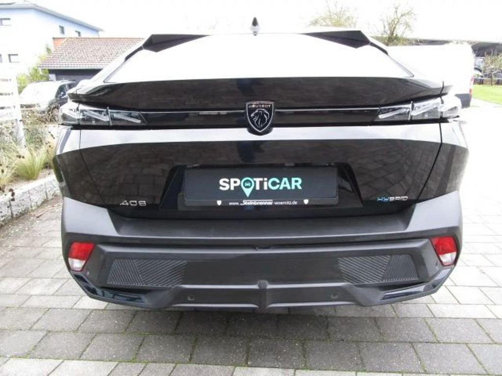 Peugeot 408