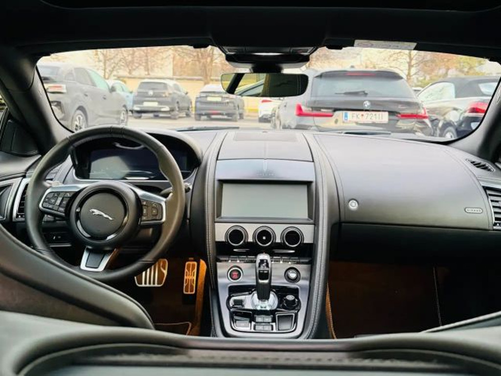 Jaguar F-Type