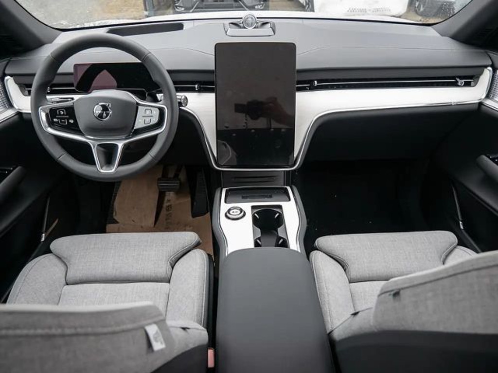 Volvo EX90