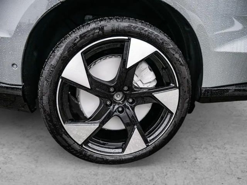 Volvo EX90
