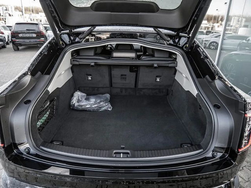 Volvo ES90