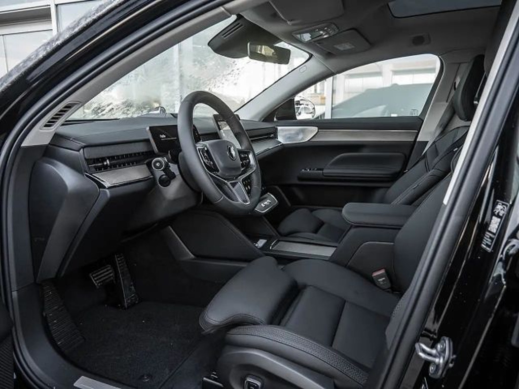 Volvo ES90