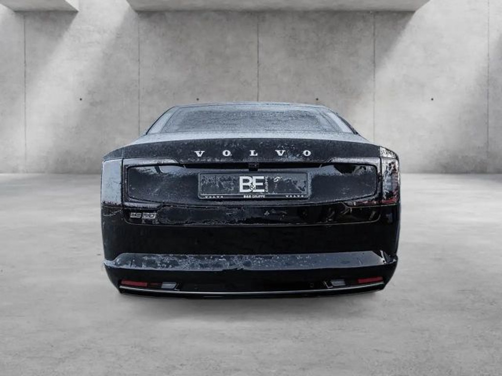 Volvo ES90