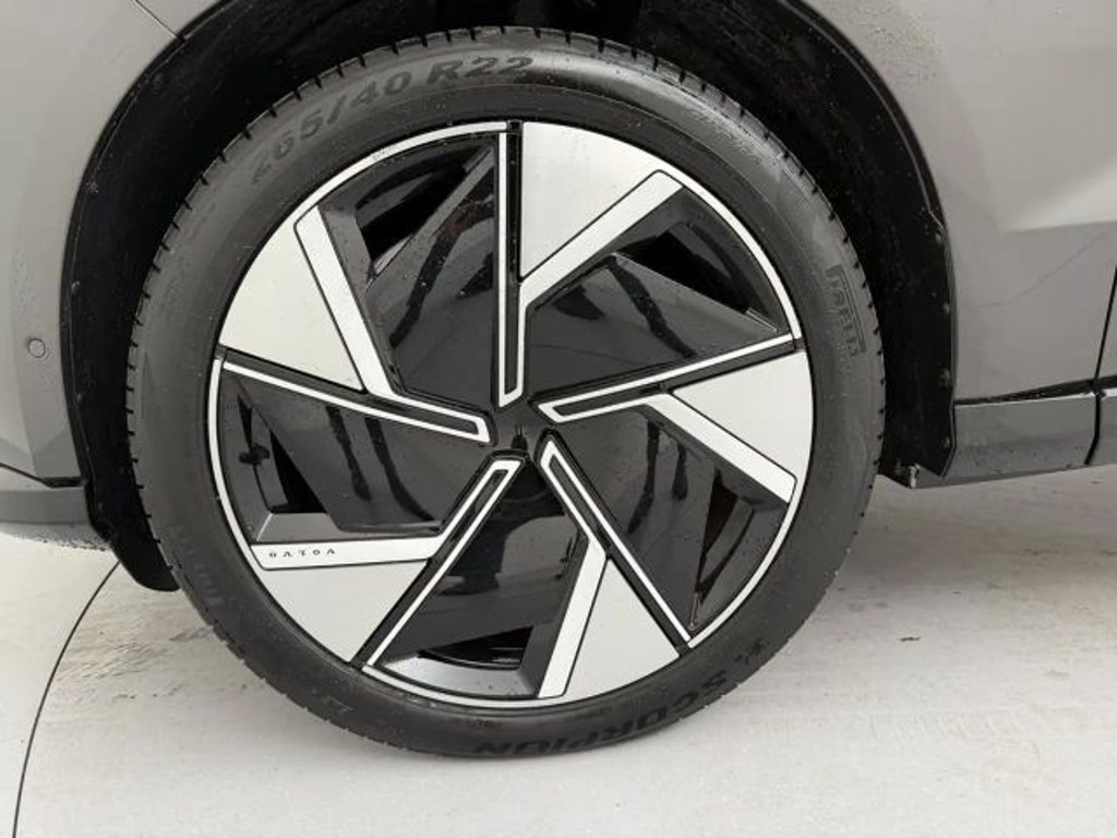Volvo EX90