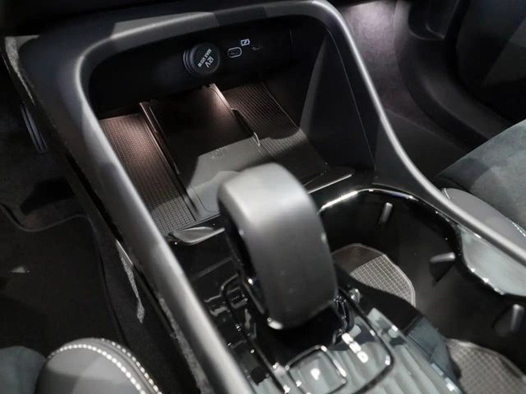 Volvo EX40