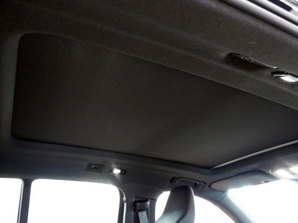 Volvo EX40