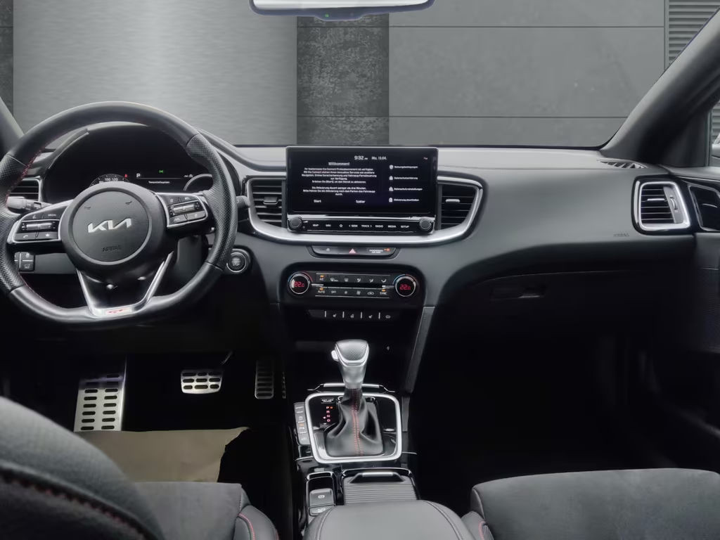 Kia ProCeed