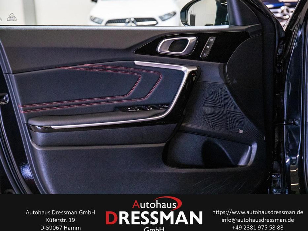 Kia ProCeed