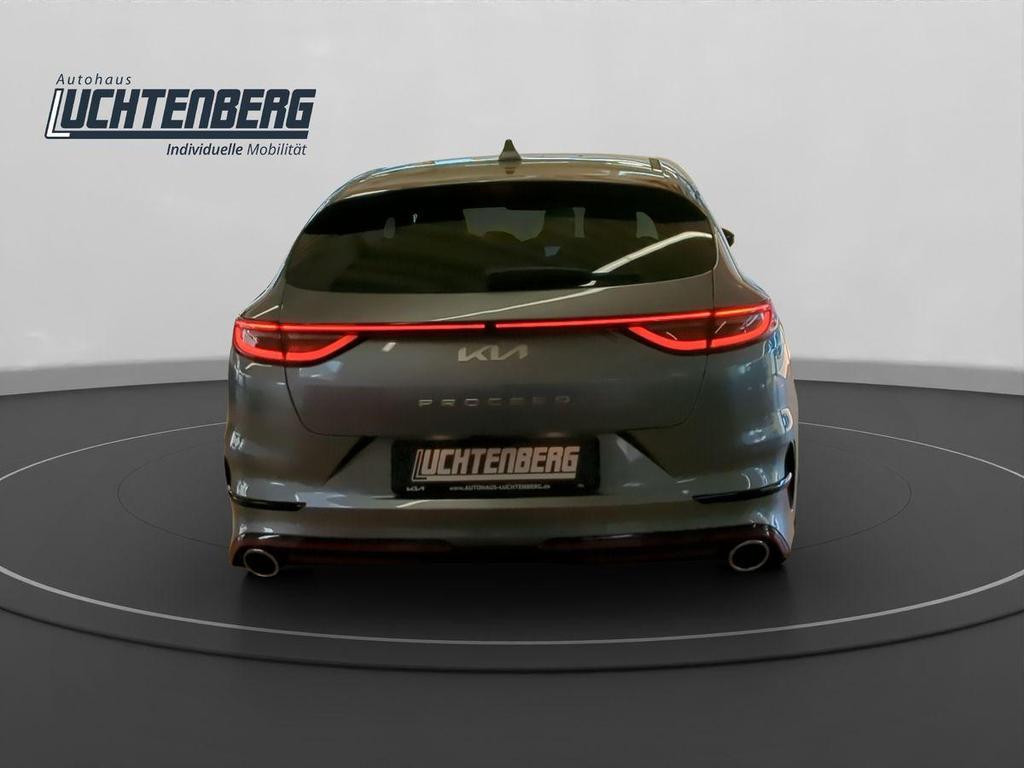 Kia ProCeed